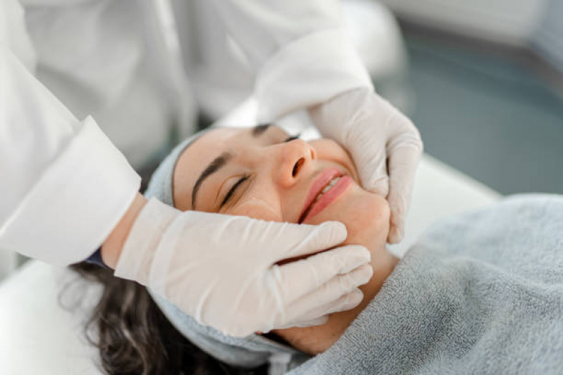 Clinica Que Faz Cirurgia Dermatológica Plastica Facial São Gonçalo - Cirurgia Dermatológica com Fios